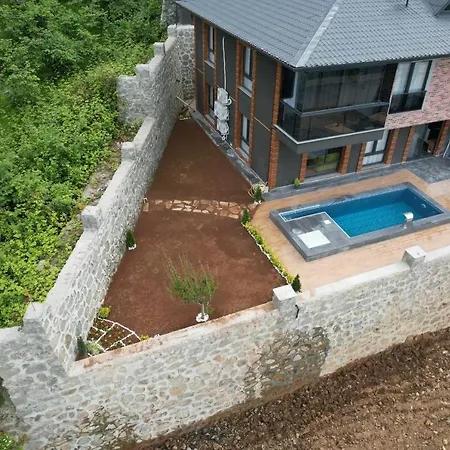 5+1 With Pool, Near Sea, 10 Person, Arakli Villa *