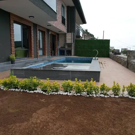 5+1 With Pool, Near Sea, 10 Person, Arakli Villa *
