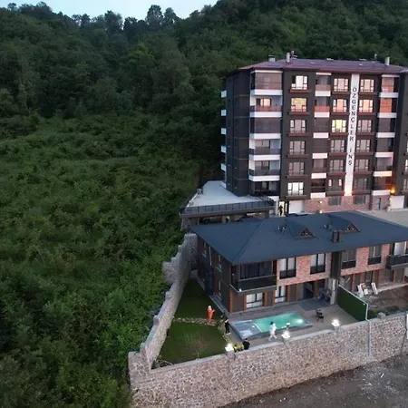 5+1 With Pool, Near Sea, 10 Person, Arakli Villa Trabzon